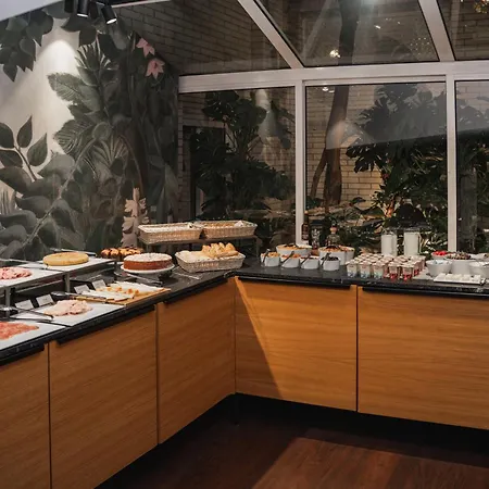 Balmes, A Member Of Preferred & Szálloda