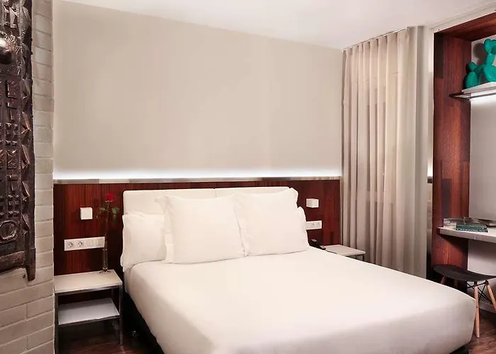 Balmes, A Member Of Preferred &